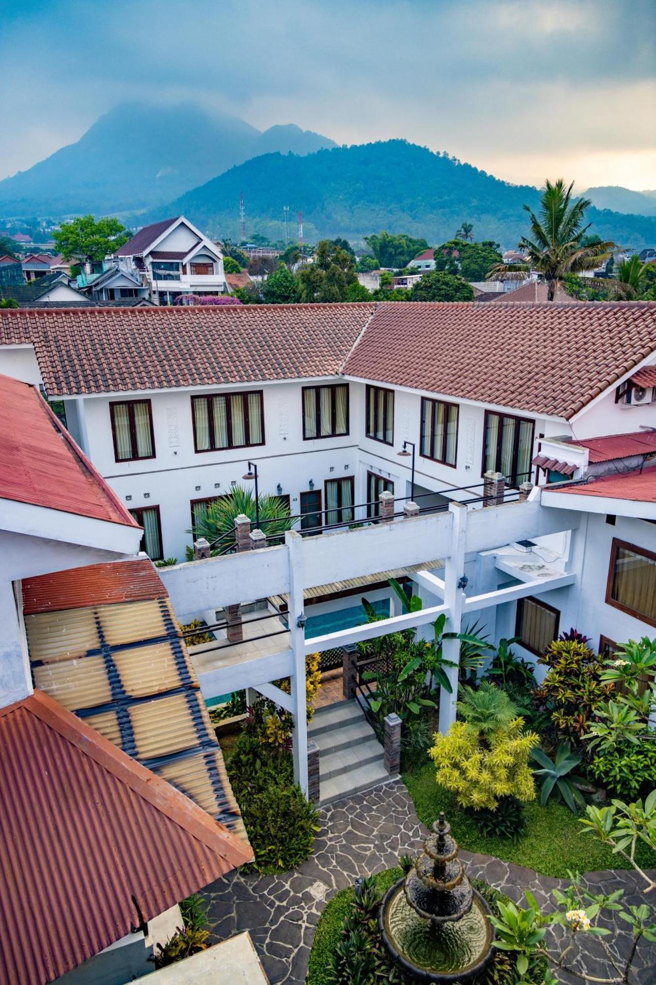 Family Hotel Gradia 2 Batu  Buitenkant foto